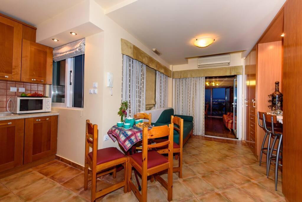 Elisabeth'S Penthouse At The Heart Of The City Ретимно Экстерьер фото